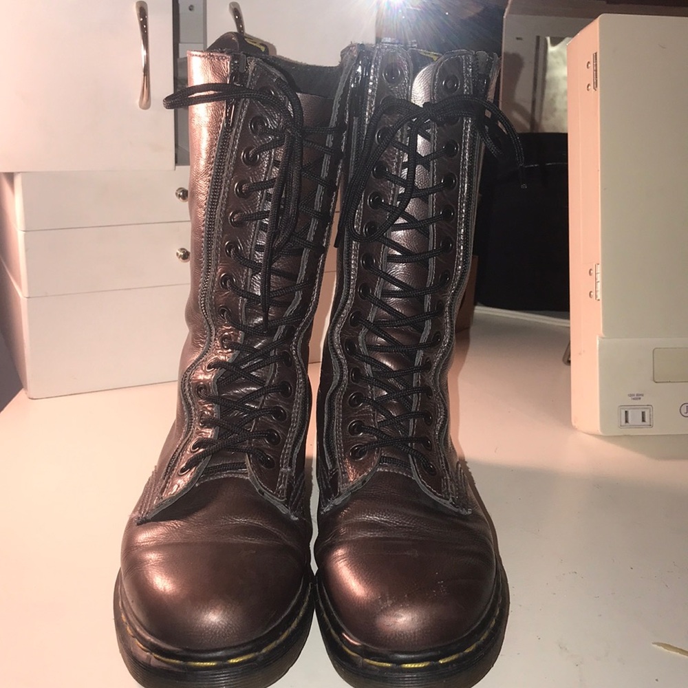 Dr. Martens Bronze Size 6